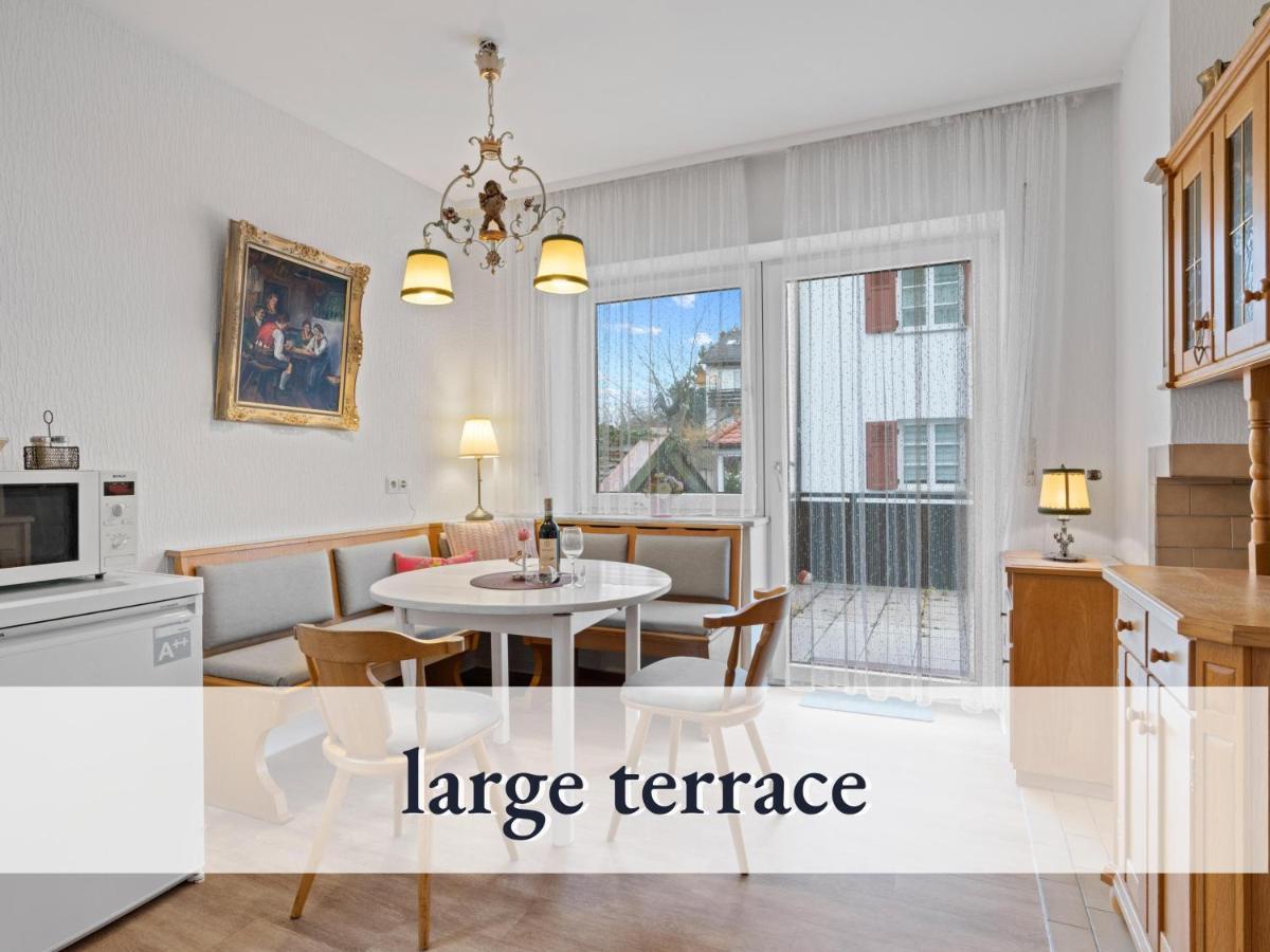 Sehr Grosse Ferienwohnung In Bester Lage Mit Grosser Sonnenterrasse L Innenstadtnaehe L 1 Minute Zum Bahnhof L Grosse Kueche L Tv L Extra-Wc L Free-Wlan L Willkommen Im Hallo!-Apartment 5 Bad Wörishofen Eksteriør billede